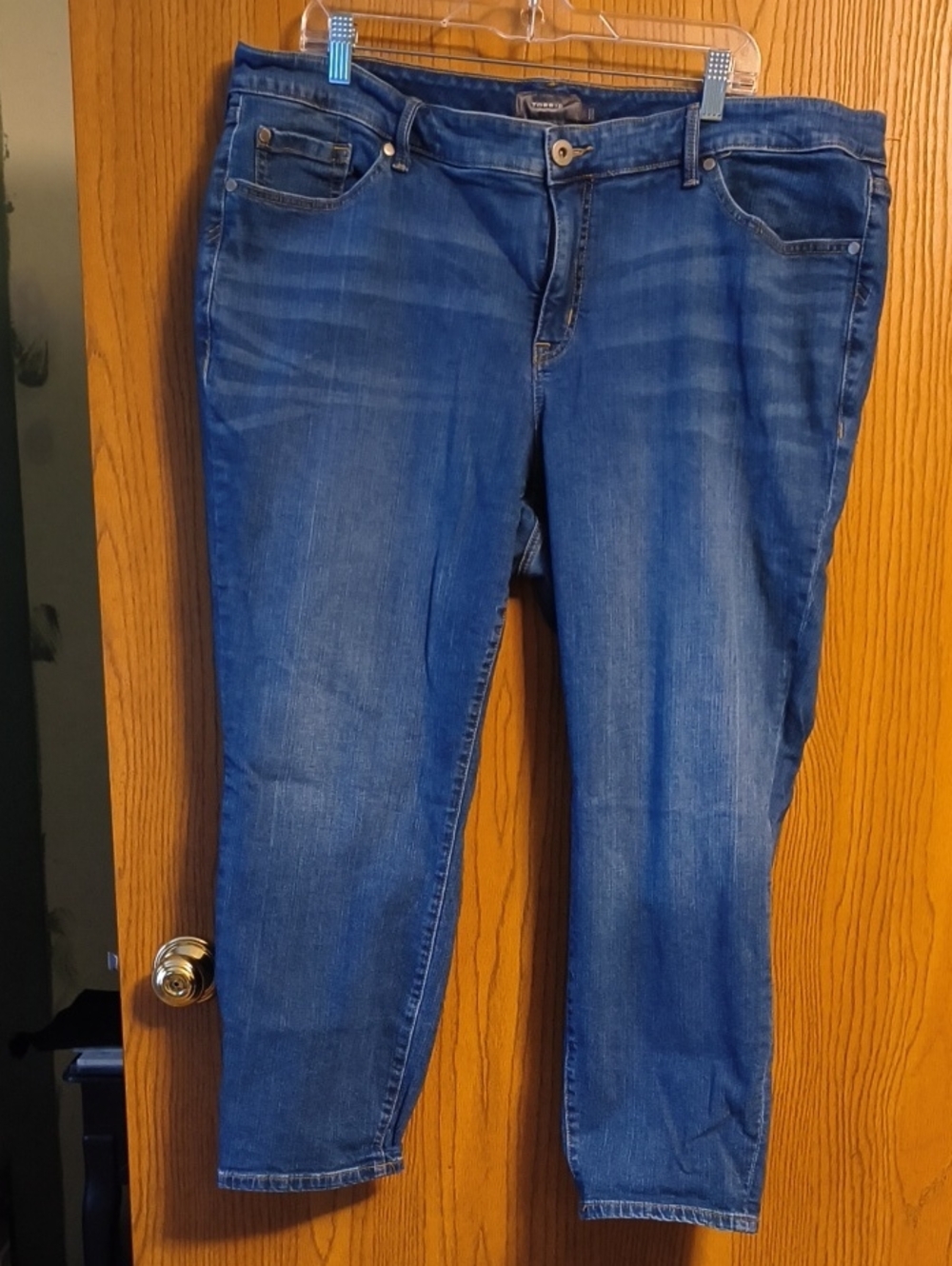 torrid Dark Blue Cropped Stretch Jeans